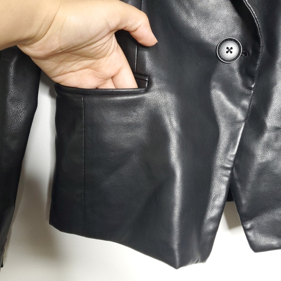 BCBG Maxazria Womens Faux Leather Jacket Small Black Moto Biker Lined - Picture 8 of 16